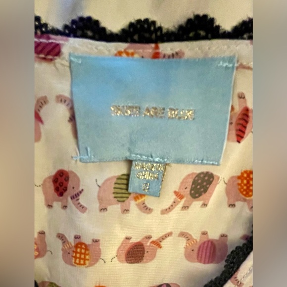 NWT- BoHo Style Linen elephant Print
fringe shirt, tie sides - Picture 8 of 10